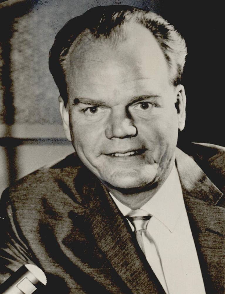 Can you find audio archives from Paul Harvey online?
