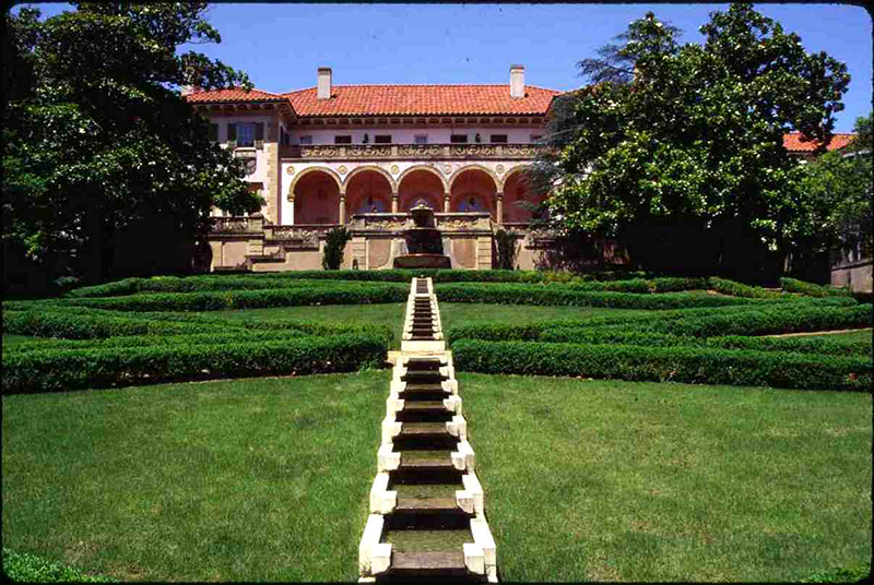 Philbrook Museum of Art | The Encyclopedia of Oklahoma History and Culture