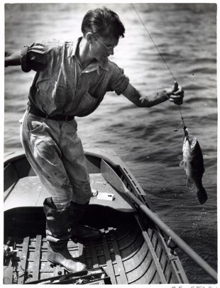 Leisure in The Great Depression: Fishing – Dirt Poor