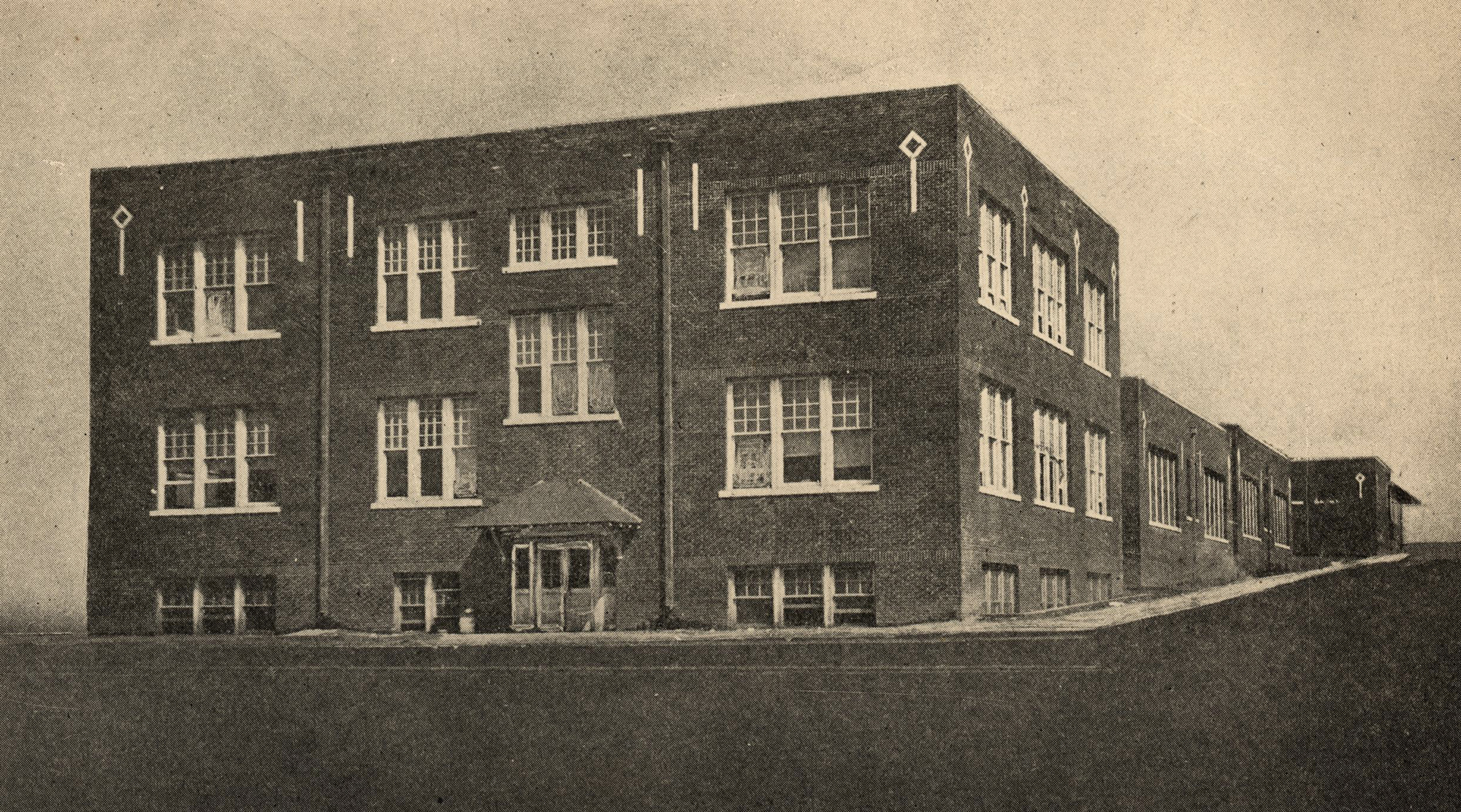 Picha ya Booker T. Washington High School katika Wilaya ya Greenwood, 1920.