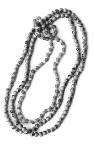 A string of round beads